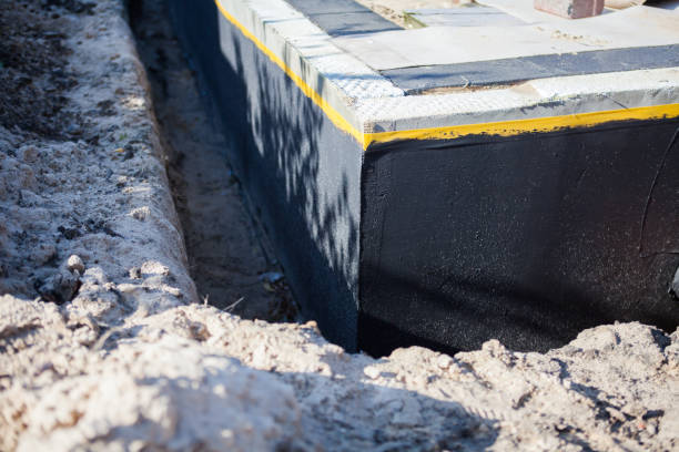 Professional Crawl Space Encapsulation technician working in Cook Springs, AL